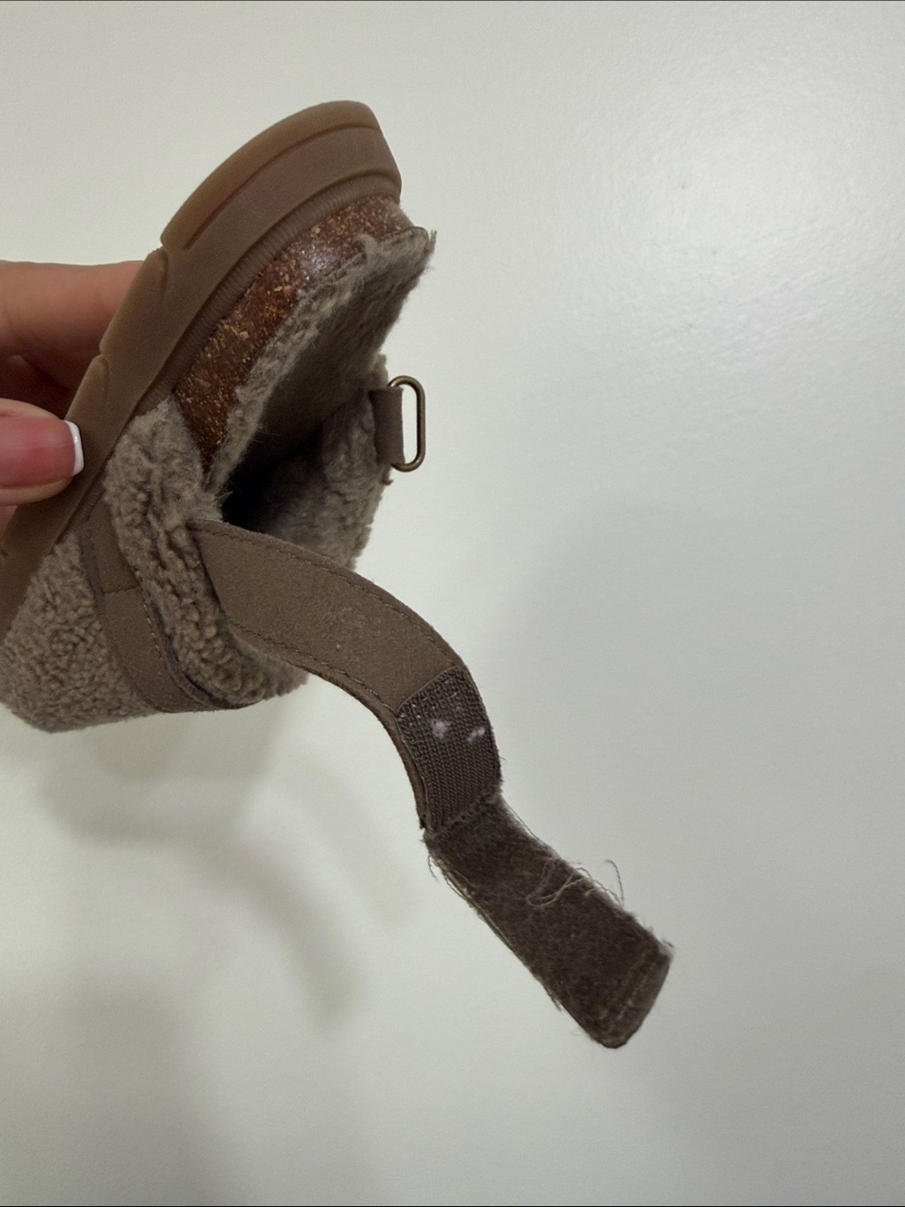 Zara Brown Sherpa Buckle Clogs - Picture 13 of 13